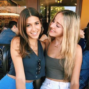 Meet your Posher, Flor